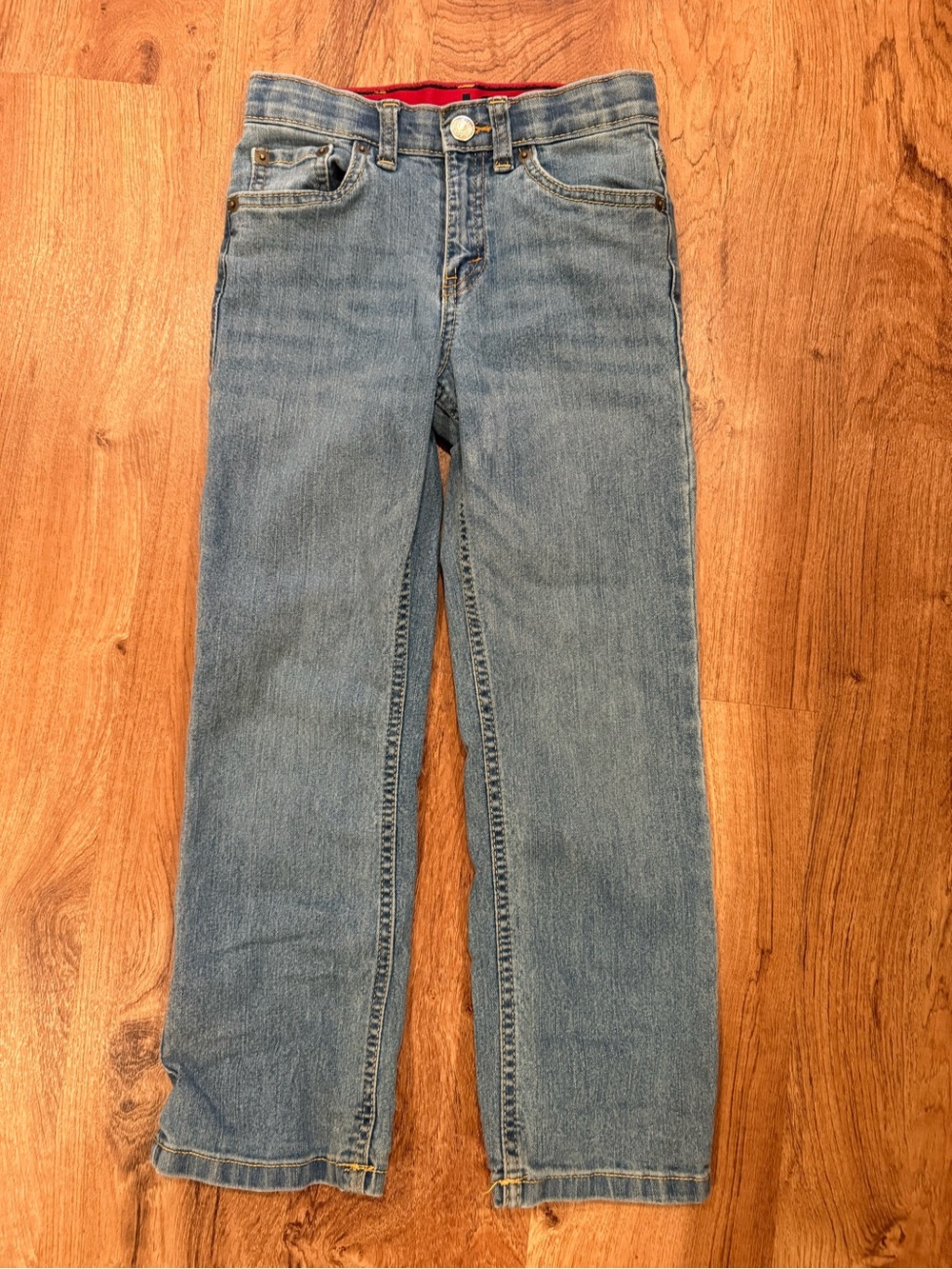Boys Levi’s size 7